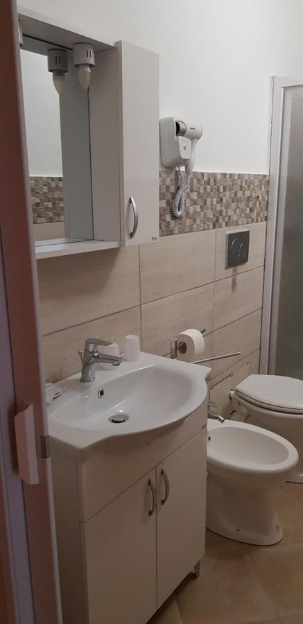 B&B Del Corso Vittorio Vibo Valentia Eksteriør billede