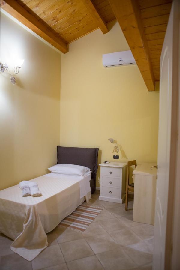 B&B Del Corso Vittorio Vibo Valentia Eksteriør billede